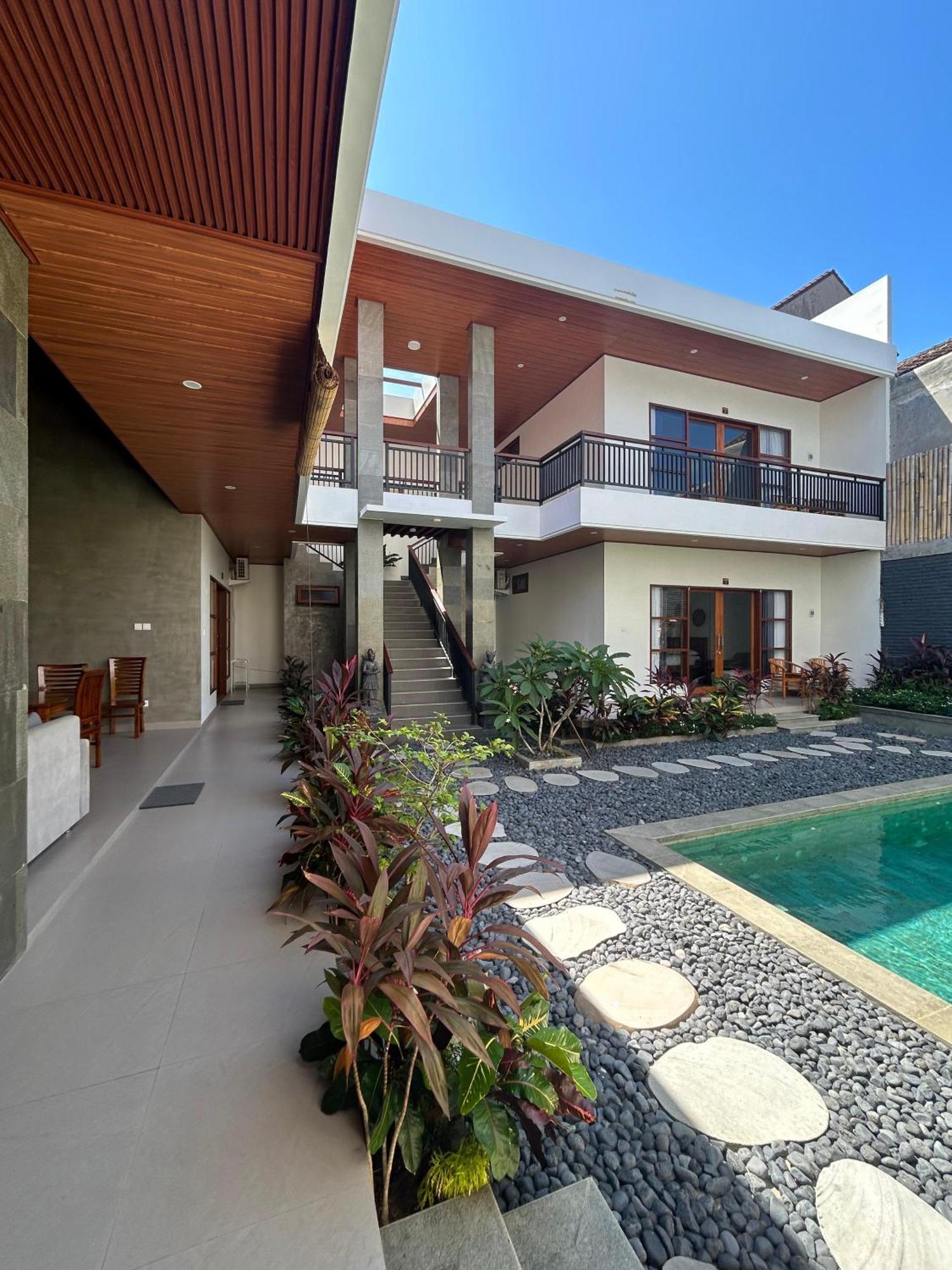 Son Sun Homestay *